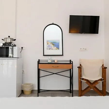 Santorini Life Vibrant Only 50m From The Appartamento Perissa (Santorini)